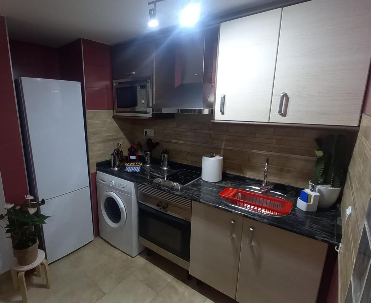 El Estudio De Mariposas,sofa Cama , Cocina Y Bano Apartment